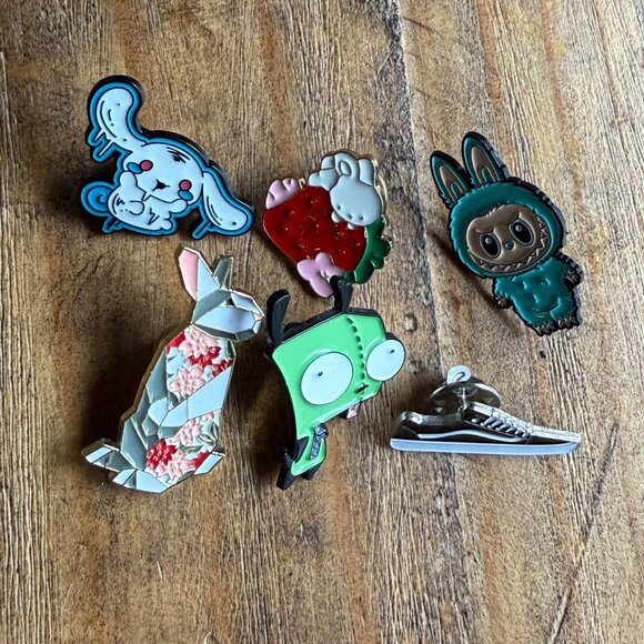 set of 6 enamel pins - Picture 1 of 5